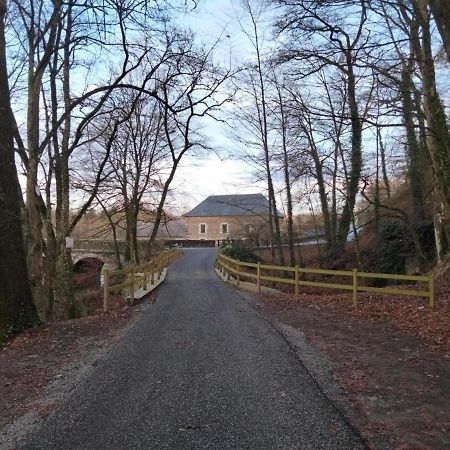 Bed and Breakfast Le Moulin De Bretigneul Saint-Aubin-des-Landes Exterior foto